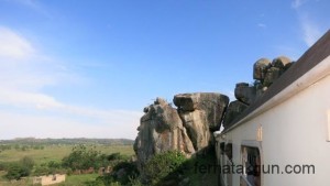 Felsige Landschaft in Tansania