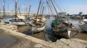 hafen-von-mahajanga-boote