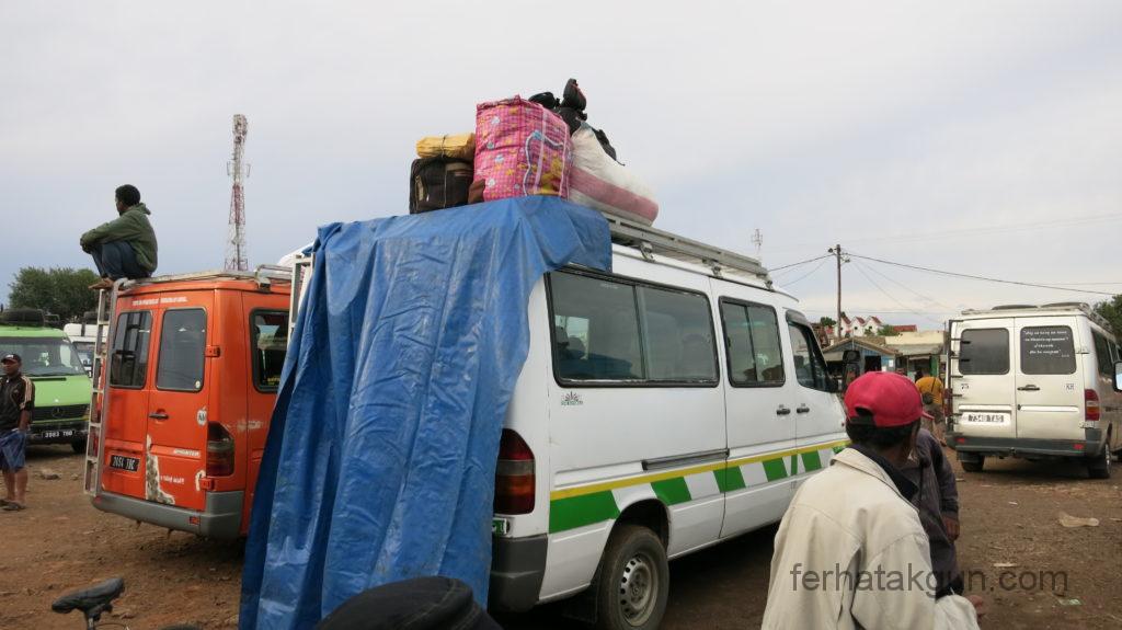 morondava start taxi brousse