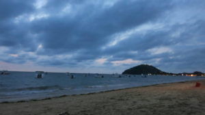 nosy-be-meer-bei-sonnenuntergang