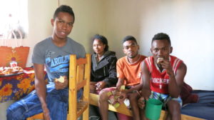 zu-gast-in-fianarantsoa-bei-studenten-4