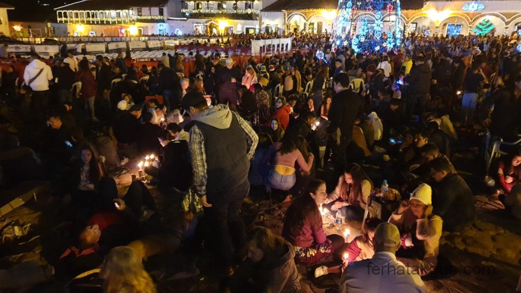 Villa de Leyva - Festival de Luces - Versammlung