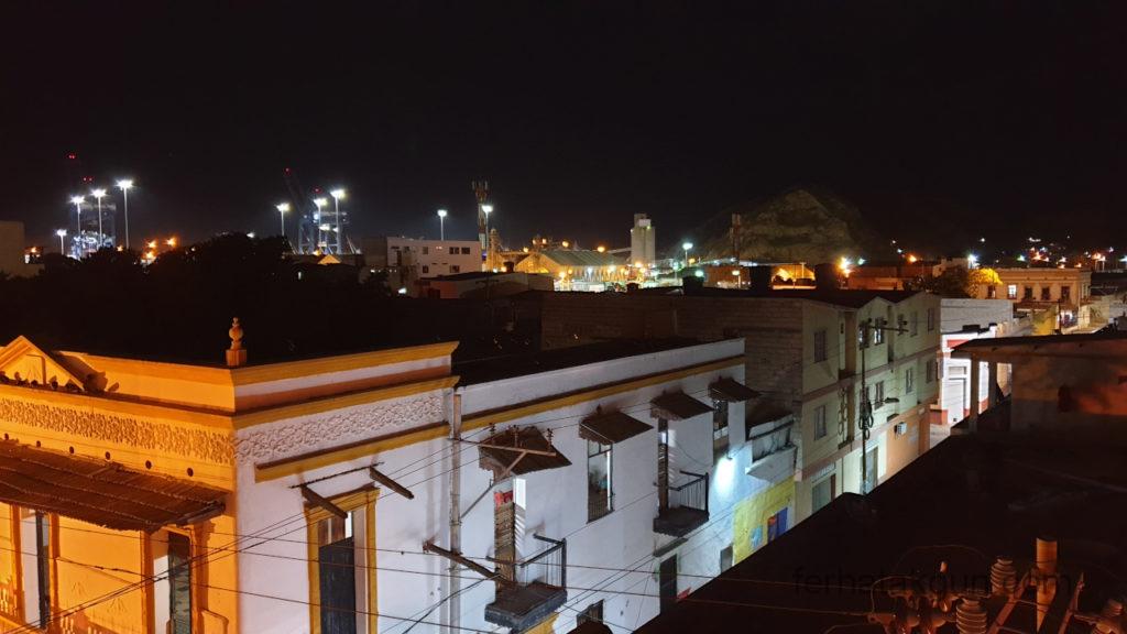 Santa Marta - Bei Nacht