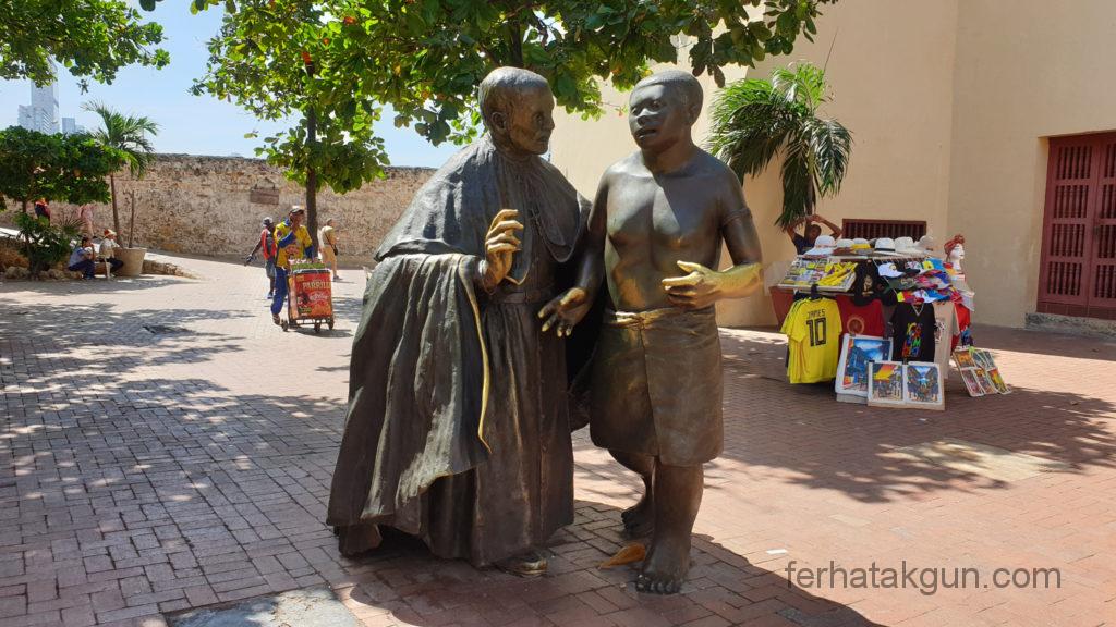 Cartagena - Statuen in der Altstadt