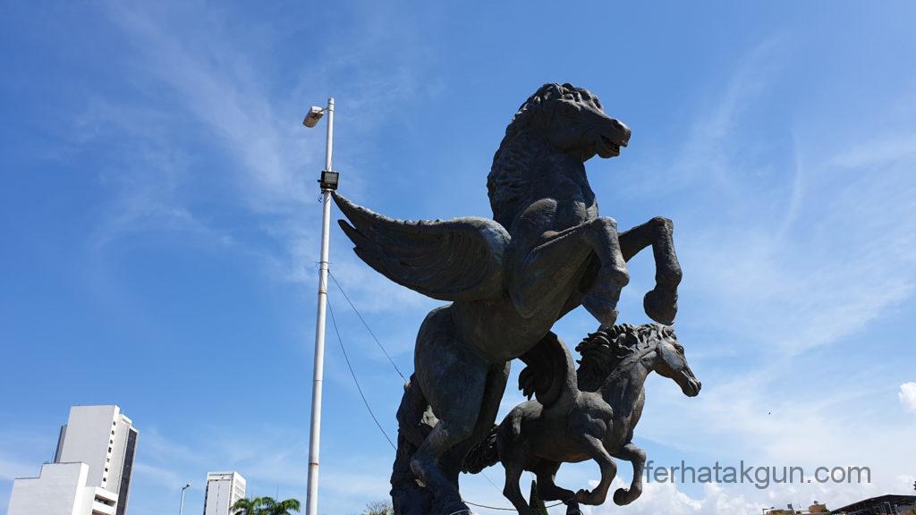 Cartagena - Statue in der Altstadt