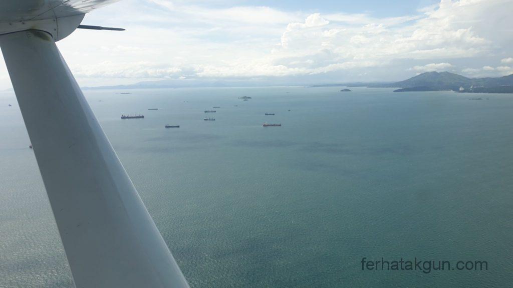 Panama City - Blick Richtung Kanal