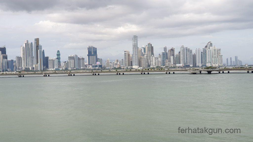 Panama City - Sky Line