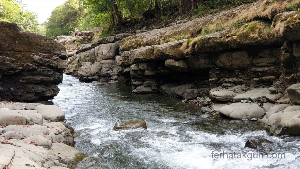 Los Cangilones De Gualaca - Starke Strömung