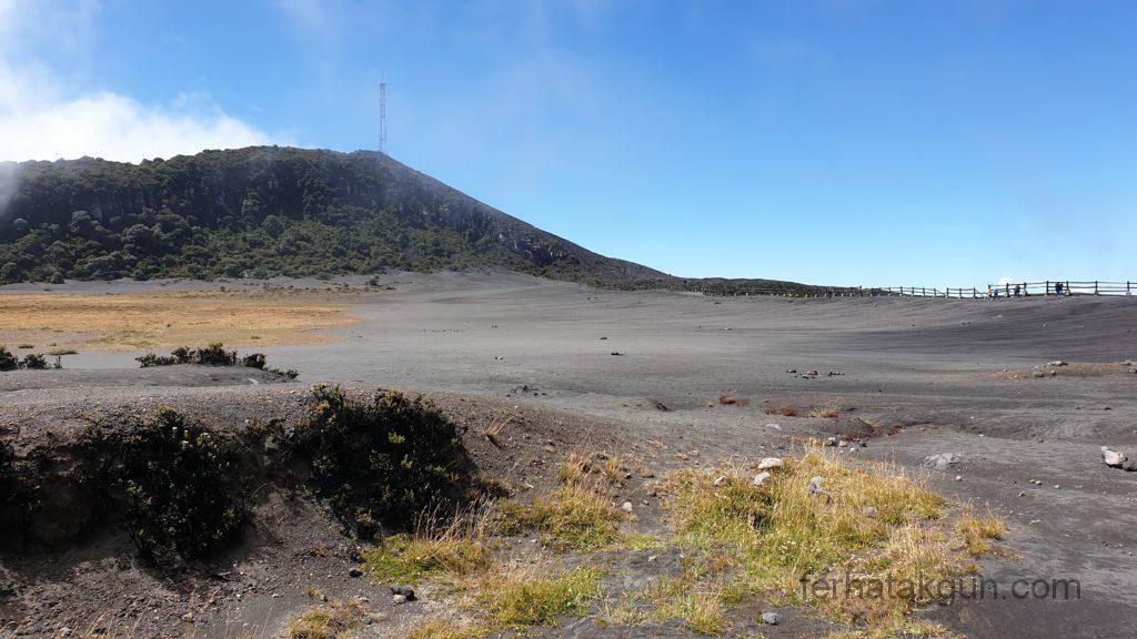 Cartago - Volcan Irazu