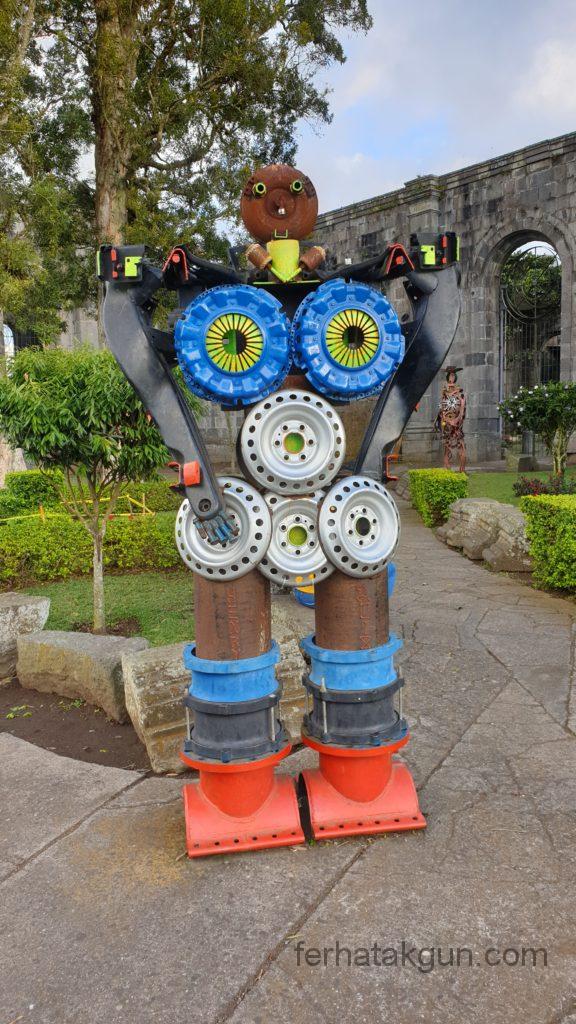 Cartago - Recycling Kunst