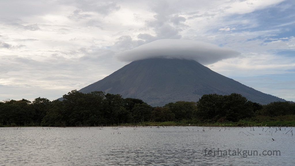 Nicaragua - Ometepe - Kayak Tour Río Istián