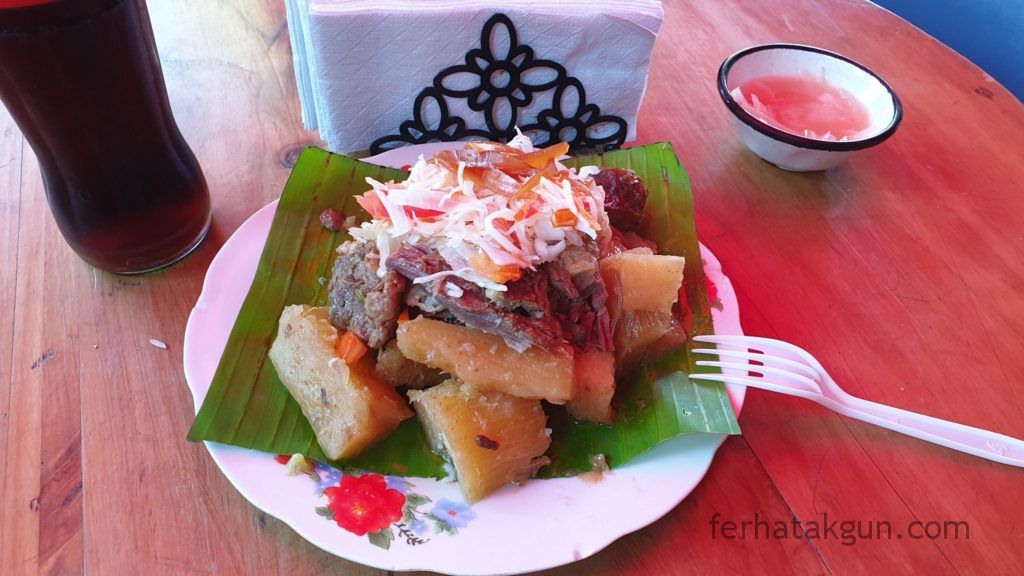 Nicaragua - Masaya - Einkaufen macht hungrig