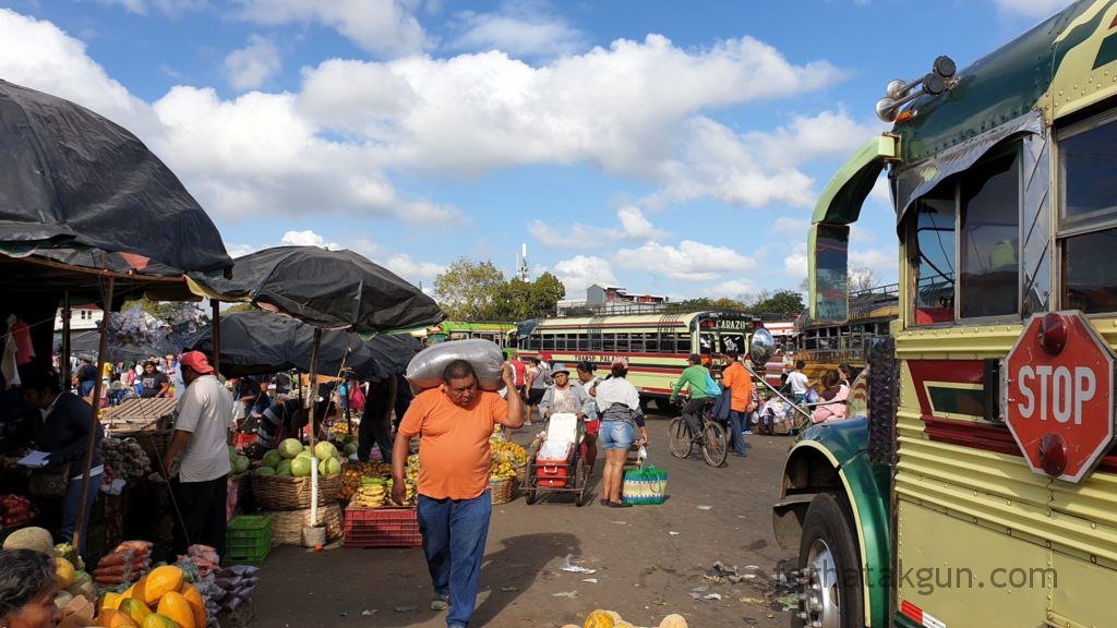 Nicaragua - Masaya - Estación de Autobuses Mercado Masaya