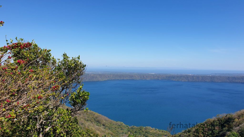 Nicaragua - Catarina - Laguna de Apoyo